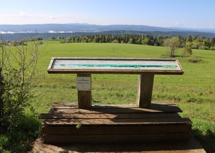 Le Crêt-Monniot, a 360° panorama of the Alps and the Haut-Doubs region